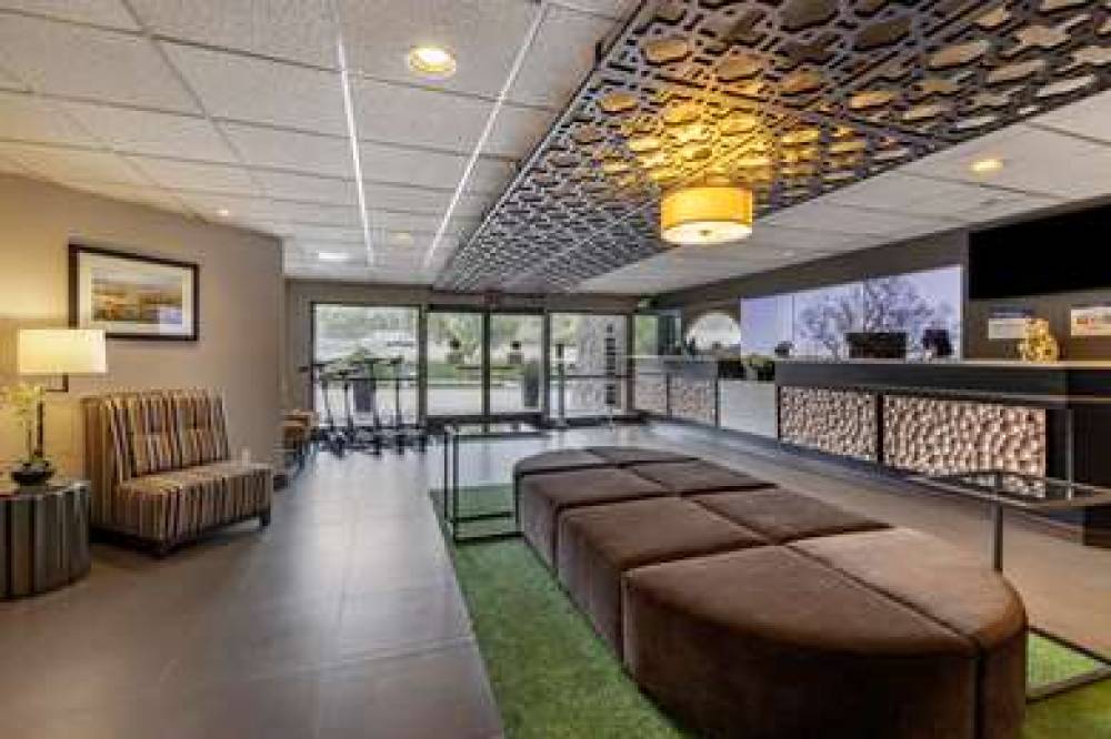 Best Western Plus Thousand Oaks Inn 6