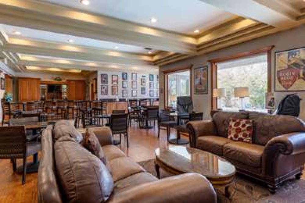 Best Western Plus Thousand Oaks Inn 10