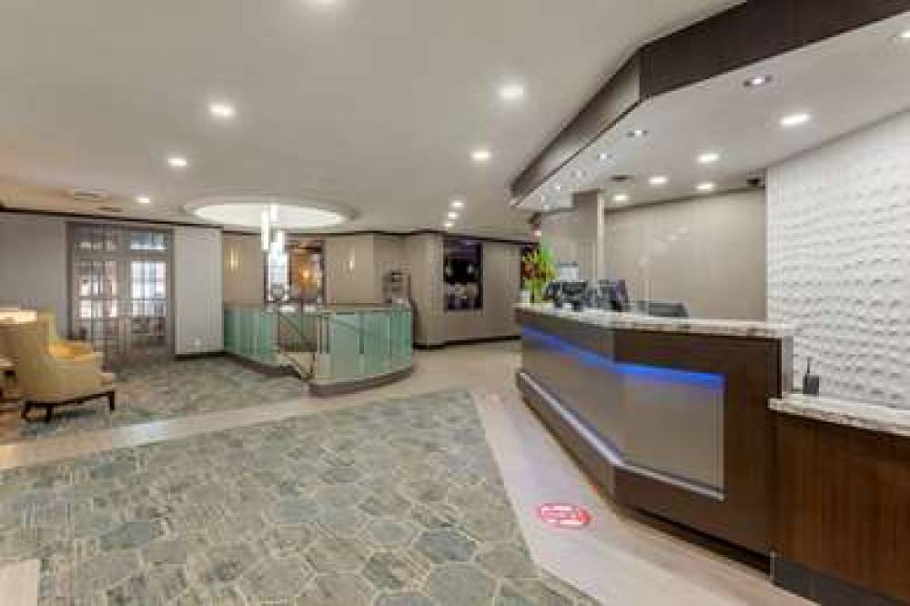 Best Western Plus Toronto Airport Hotel 2