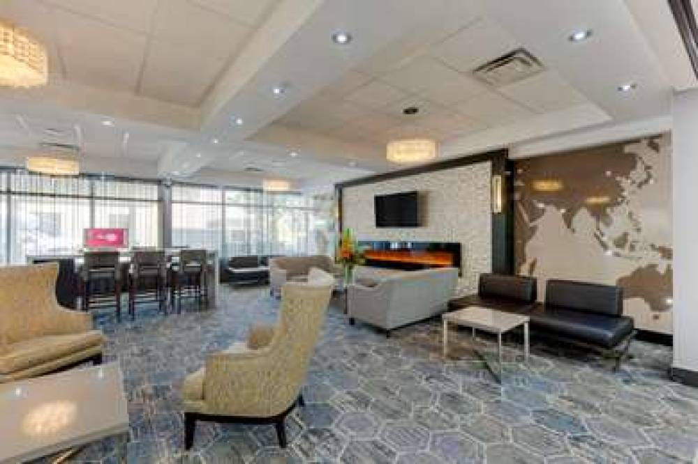Best Western Plus Toronto Airport Hotel 4