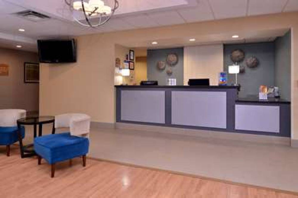 Best Western Plus University Inn 3
