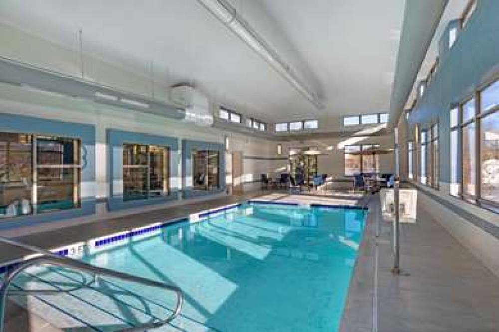 Best Western Plus University Park Inn & Suites 10