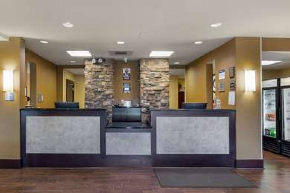 Best Western Plus University Park Inn & Suites 5