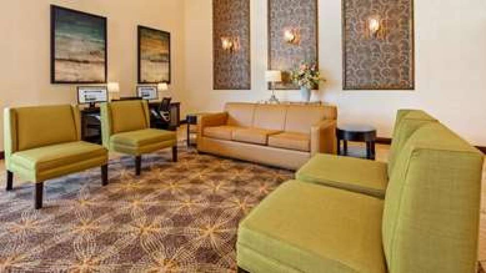 Best Western Plus West Covina Inn 10