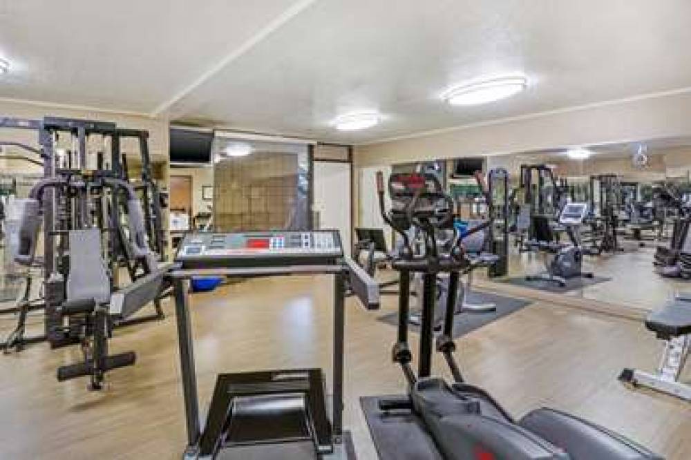 Best Western Plus Weston Inn 7
