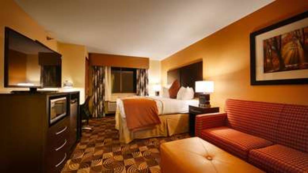 Best Western Plus Whitewater Inn 10