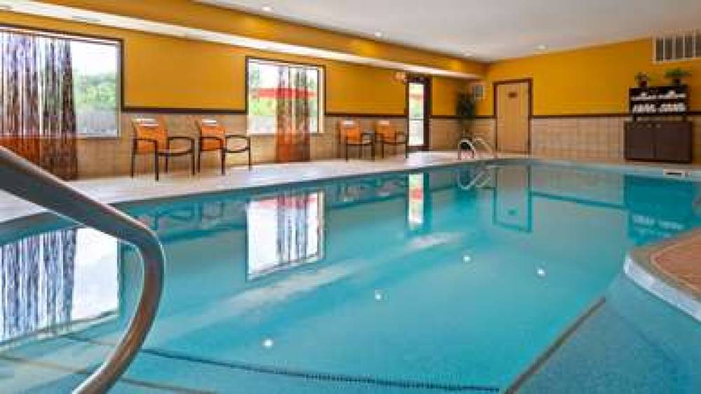 Best Western Plus Whitewater Inn 3