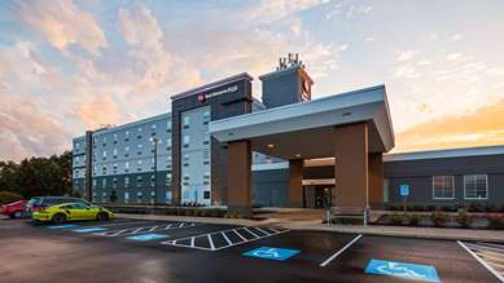 Best Western Plus Wilkes Barre Scranton Airport Hotel