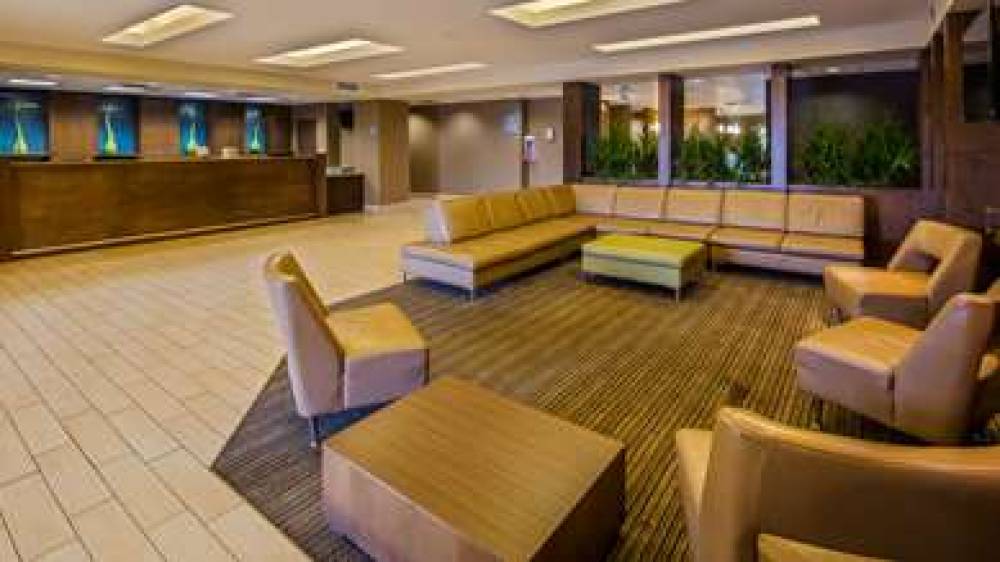 Best Western Plus Winnipeg West 2