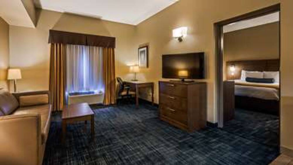 Best Western Plus Winnipeg West 7