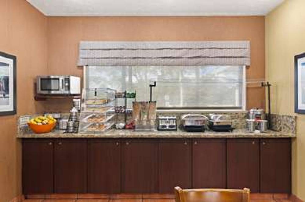 Best Western Port St. Lucie 9