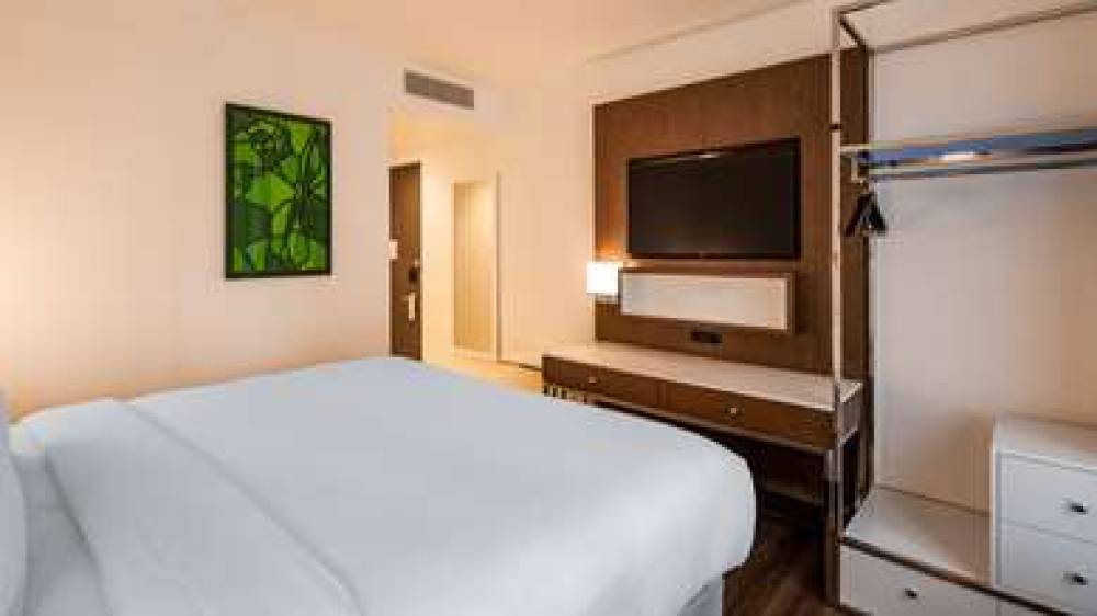 Best Western Premier Empire State Hotel 4