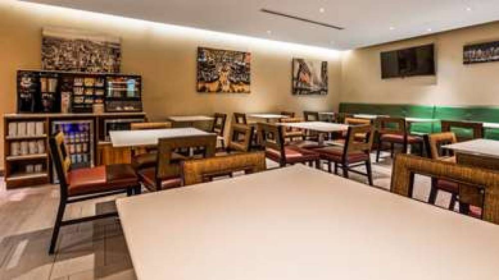 Best Western Premier Herald Square 6