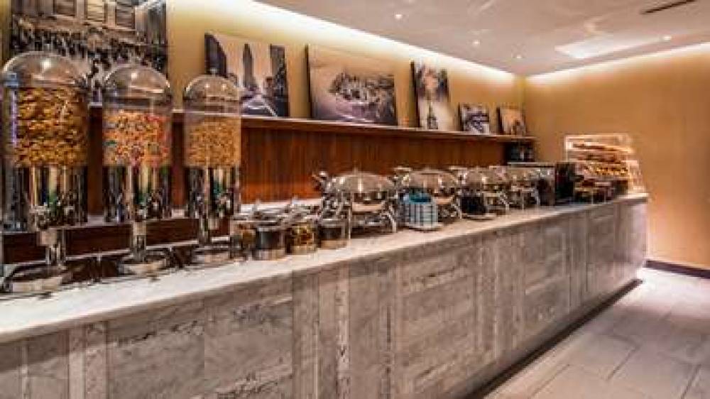 Best Western Premier Herald Square 7