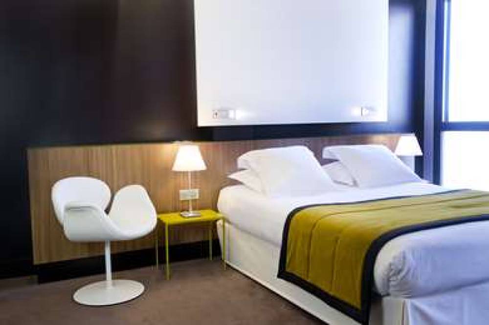 Best Western Premier Hotel De La Paix 10