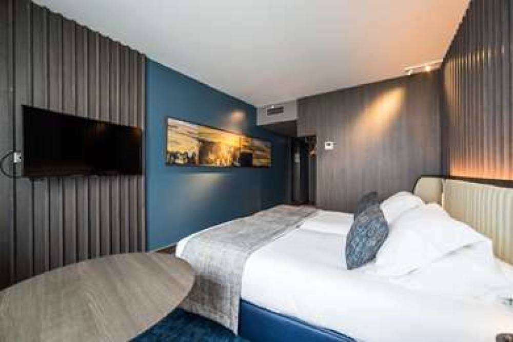 Best Western Premier Hotel De La Paix 6