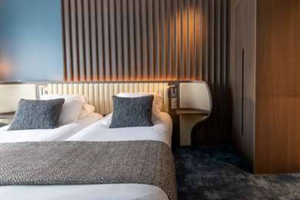 Best Western Premier Hotel De La Paix 8