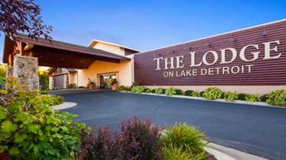 Best Western Premier The Lodge On Lake Detroit 2