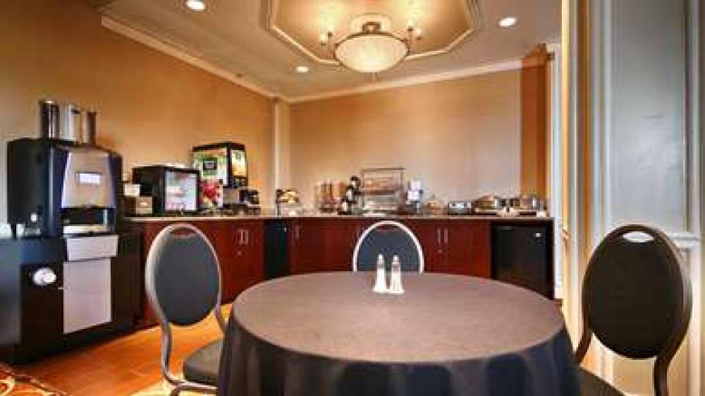 Best Western Queens Gold Coast 5