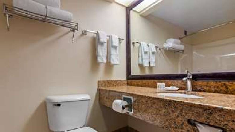 Best Western River Cities 3