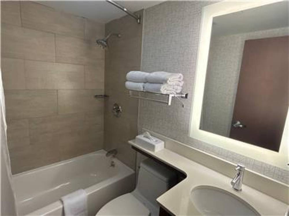 Best Western Roslyn-Long Island Hotel 7