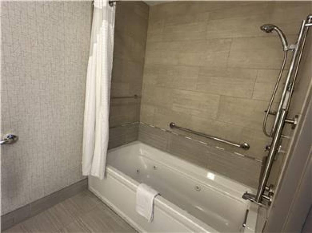 Best Western Roslyn-Long Island Hotel 9