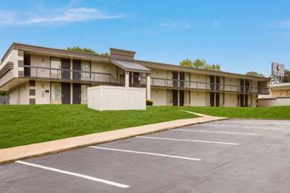 Best Western Southlake Inn 9