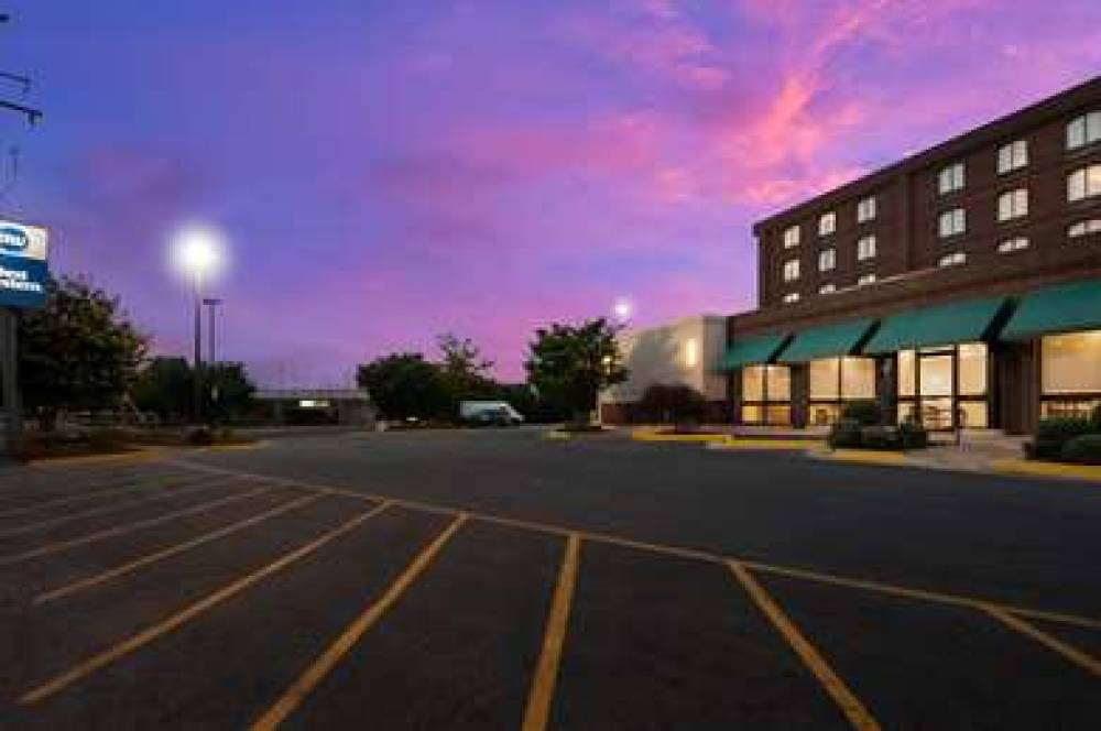 Best Western Springfield 8