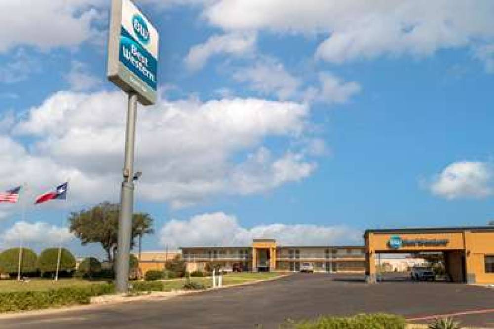 Best Western Taylor Inn 1