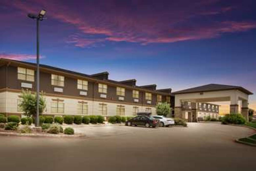 Best Western Temple Inn & Suites 4