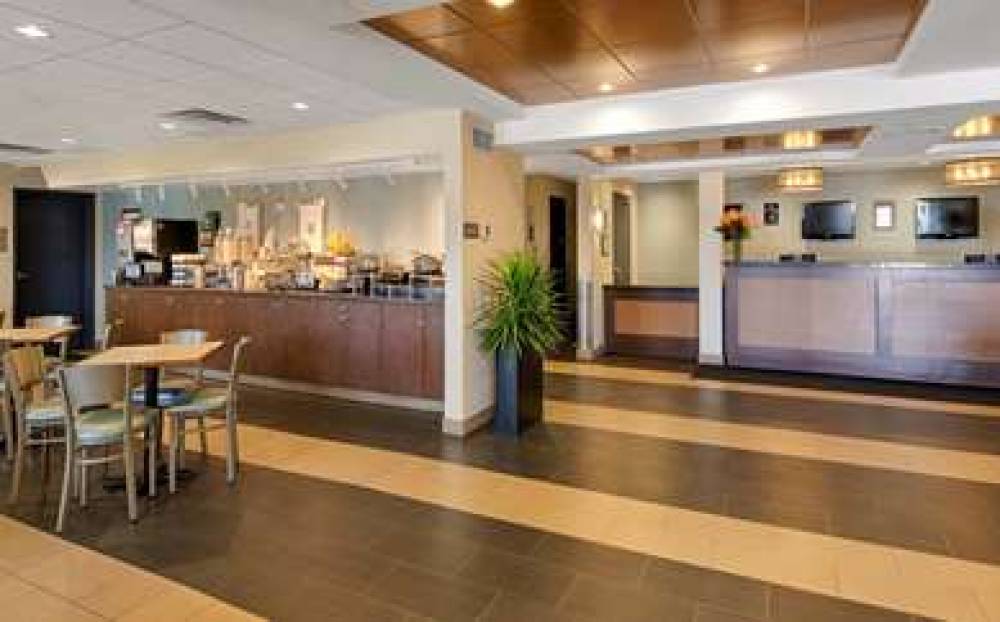 Best Western Thompson Hotel & Suites