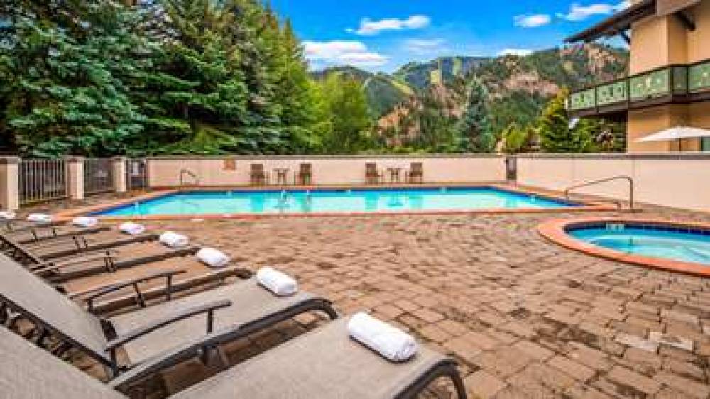 Best Western Tyrolean Lodge 5