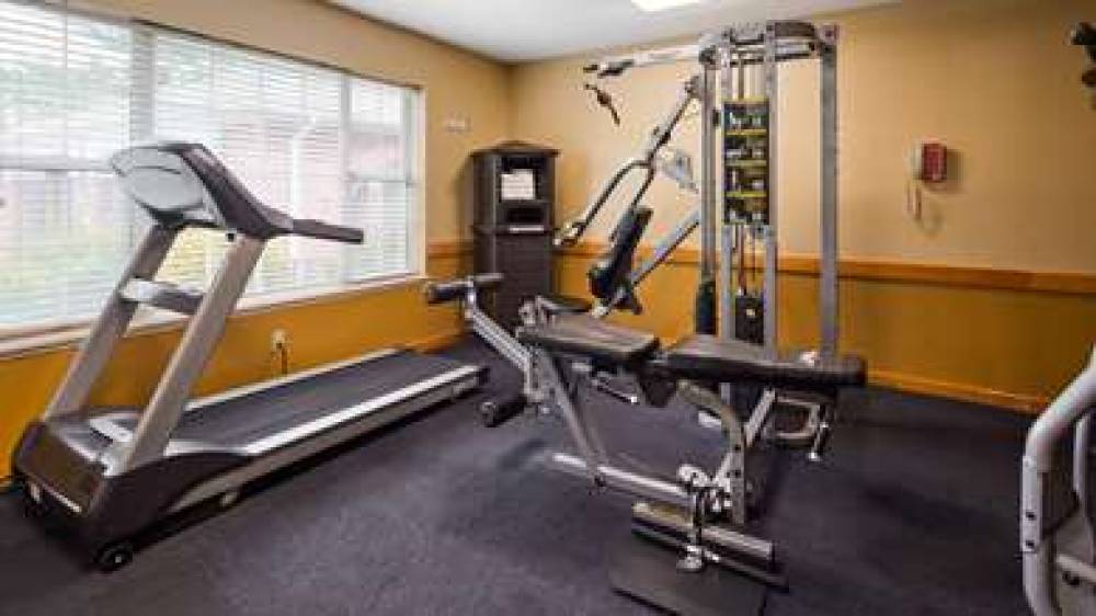 Best Western West Greenwich Inn 1