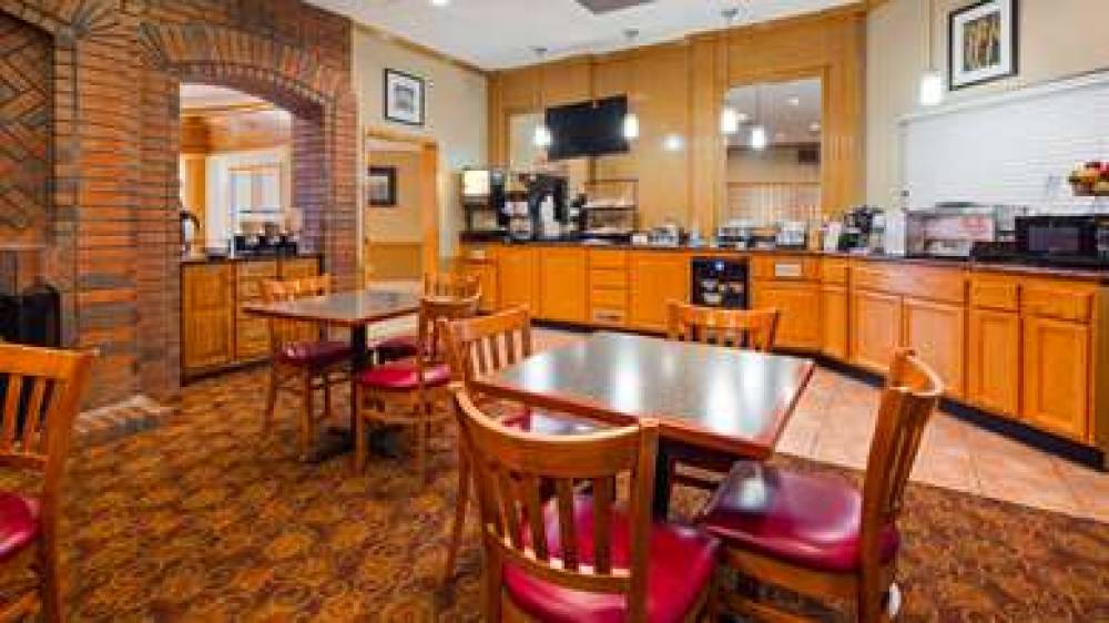 Best Western West Greenwich Inn 2