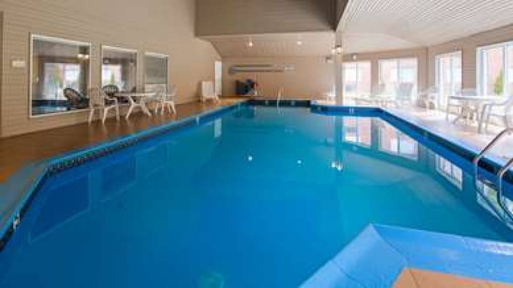 Best Western West Greenwich Inn 10