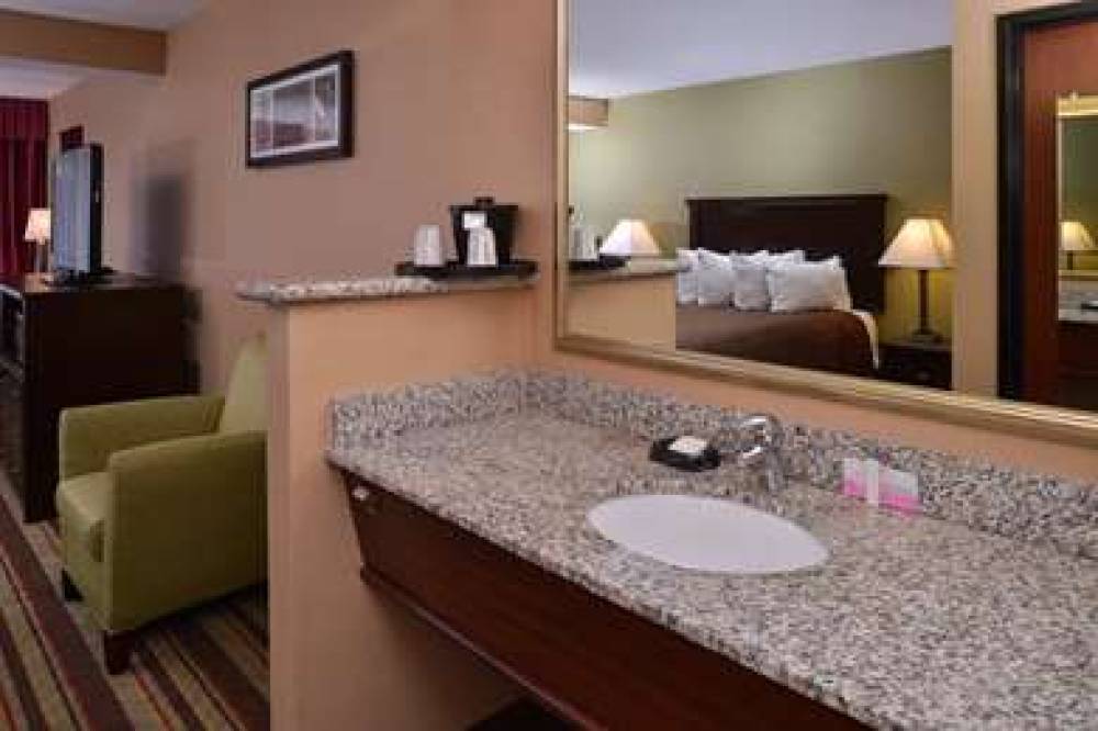 Best Western Wilsonville Inn & Suites 9