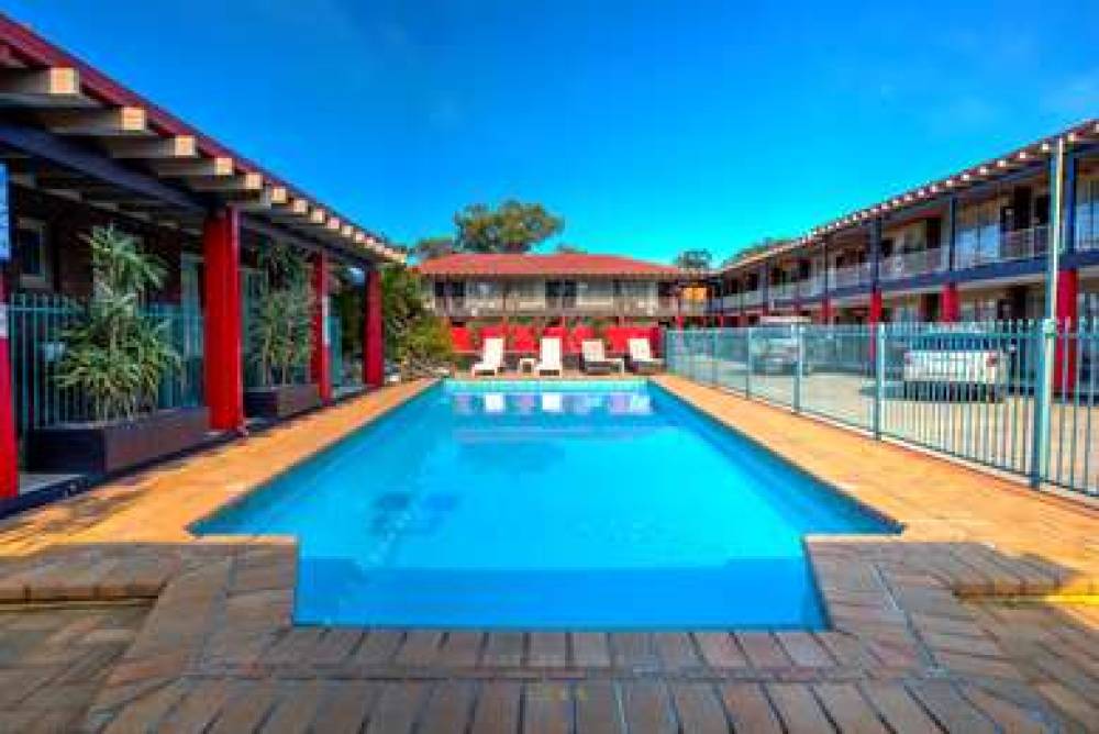 Best Western Zebra Motel 3