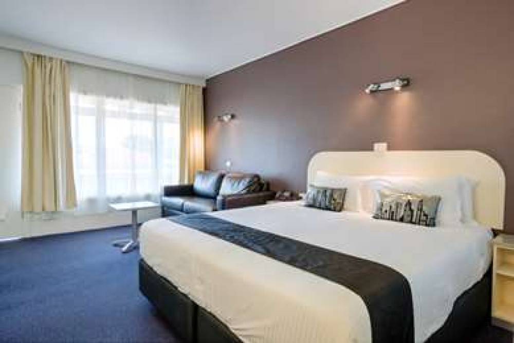 Best Western Zebra Motel 7