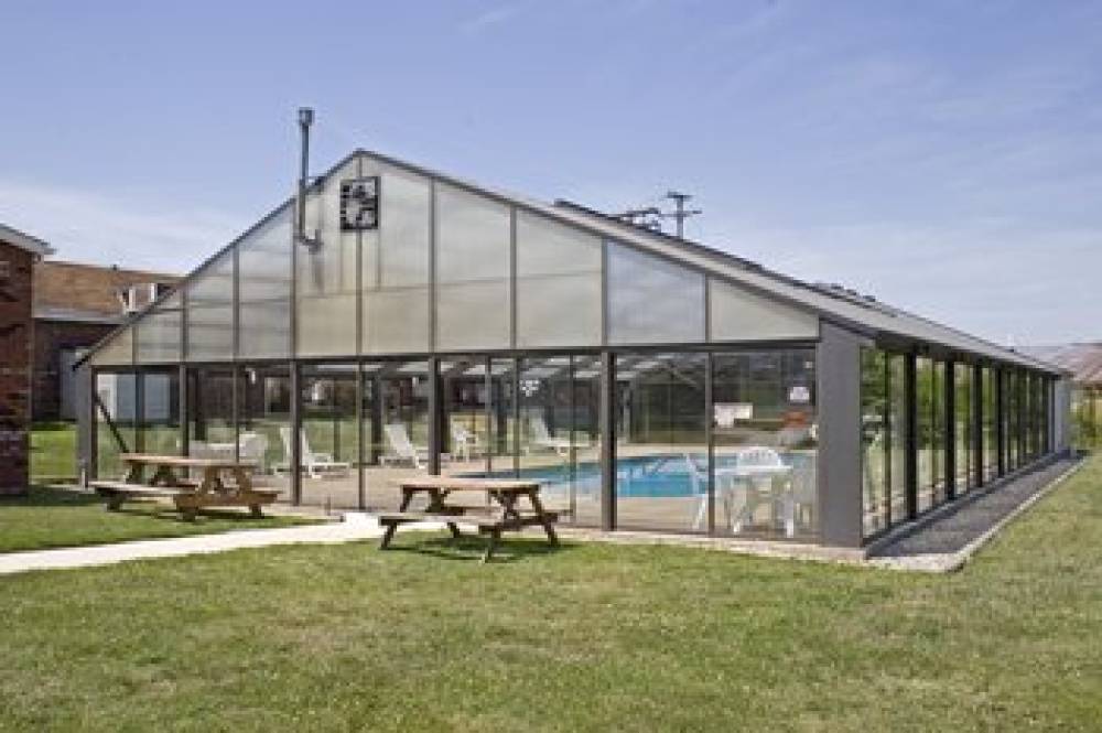 Bestway Inn Madison 9