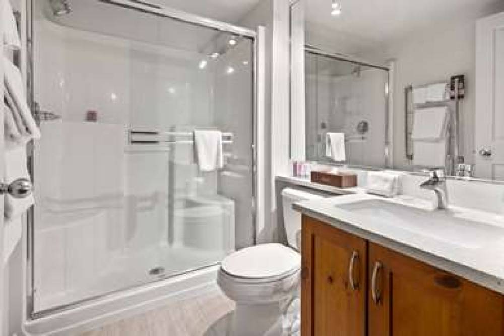 BLACKCOMB SPRINGS SUITES 4