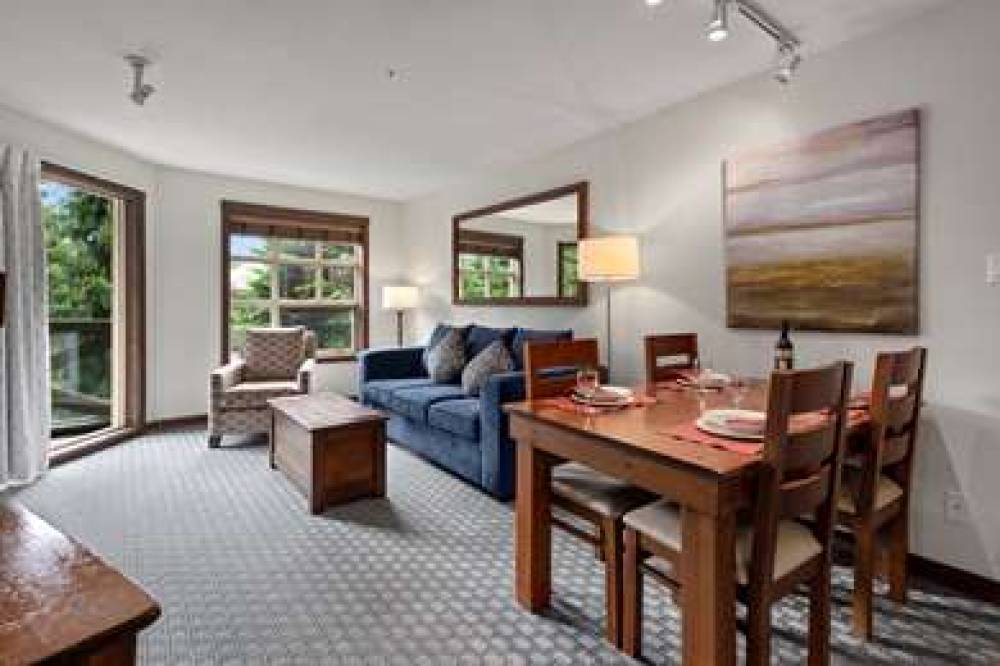 BLACKCOMB SPRINGS SUITES 8