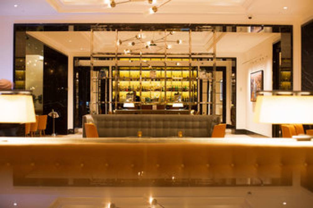 BLAKEMORE HYDE PARK 3