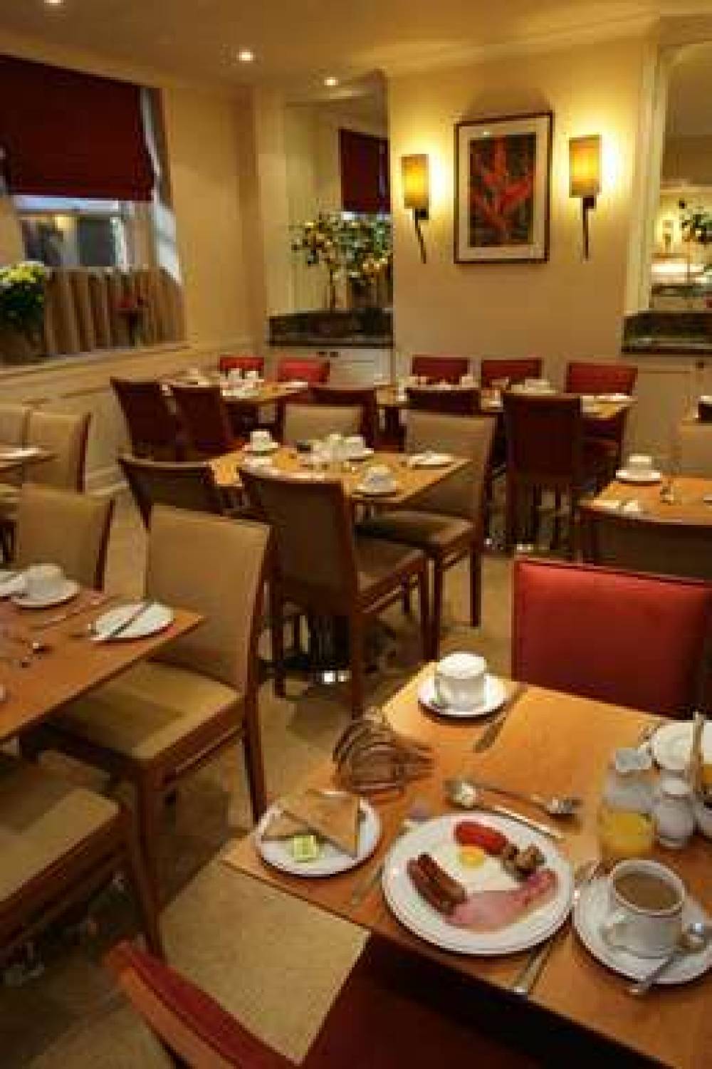 BLANDFORD HOTEL 2