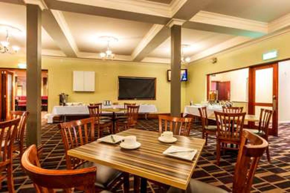 BOOMERANG HOTEL 3