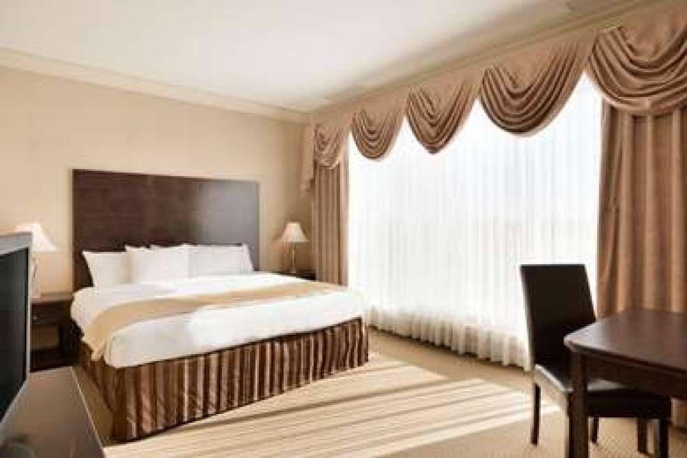 BORDER INN AND SUITES 10
