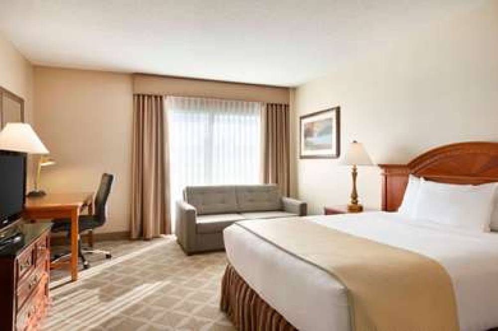 BORDER INN AND SUITES 8