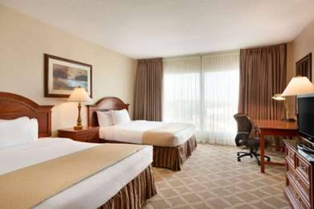 BORDER INN AND SUITES 5