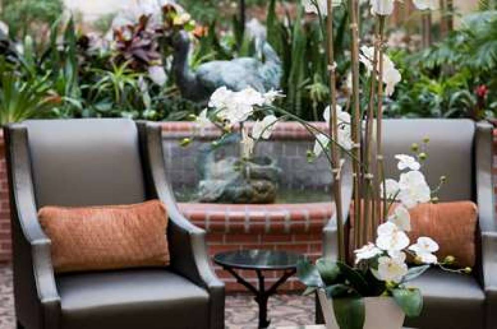 BRENT HOUSE HOTEL 9
