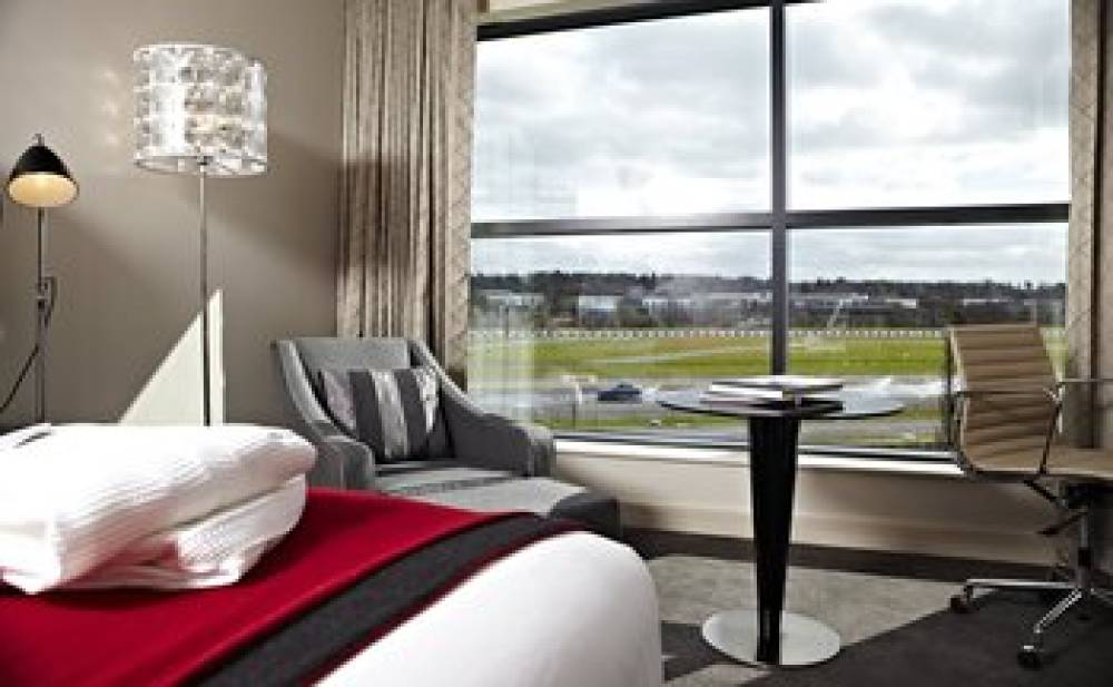 Brooklands Hotel Surrey 9