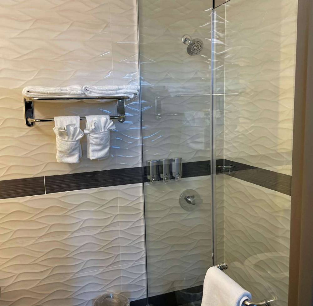 BROOKLYN VYBE HOTEL ASCEND HOTEL CO 9